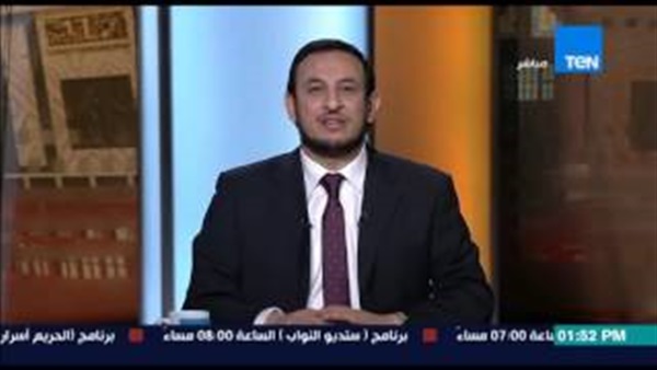 بالفيديو.. سيدة لـ«شيخ أزهرى»: «حمايا اتحرش بيا 5 مرات» بالفيديو.. سيدة لـ«شيخ أزهرى»: «حمايا اتحرش بيا 5 مرات»
