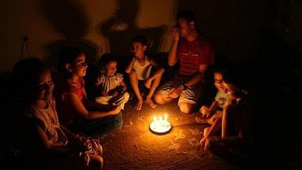 انقطاع المياه والكهرباء بالإسكندرية يثير غضب الأهالي  
