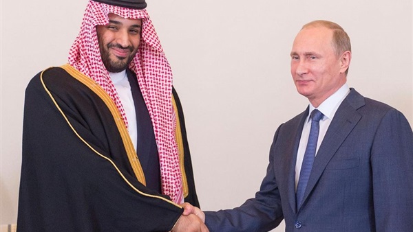 مصادر: التقارب الروسي السعودي يعزز سعر النفط مصادر: التقارب الروسي السعودي يعزز سعر النفط