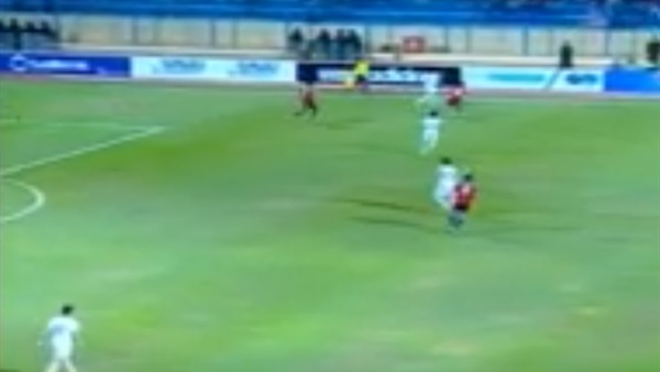 مصدر أمني يكشف أسباب إطلاق قنابل الغاز باستاد أسوان مصدر أمني يكشف أسباب إطلاق قنابل الغاز باستاد أسوان