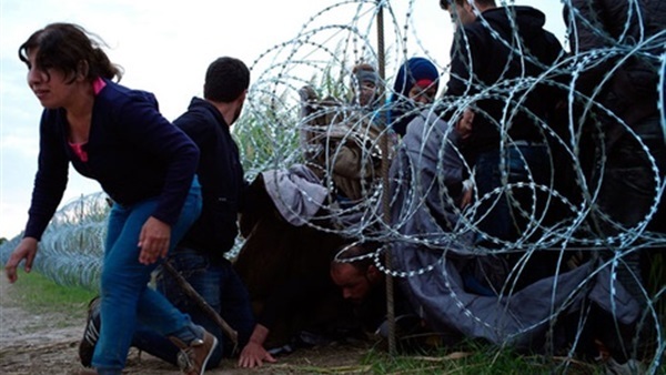 سياسية فرنسية: تدفق اللاجئين سيفقر أوروبا