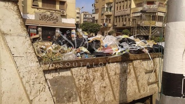 بالصور... حملات مكثفة لازالة ورفع القمامة من شوراع الشرقية بالصور... حملات مكثفة لازالة ورفع القمامة من شوراع الشرقية