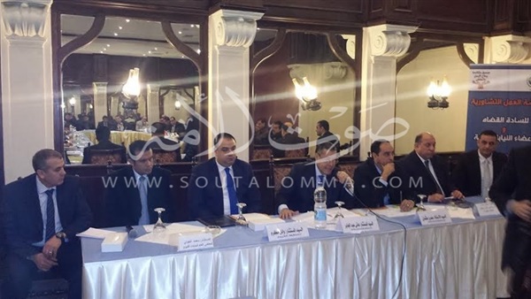 بالصور.. محافظ الفيوم يفتتح ورشة عمل حول قضايا التعاطي بالصور.. محافظ الفيوم يفتتح ورشة عمل حول قضايا التعاطي