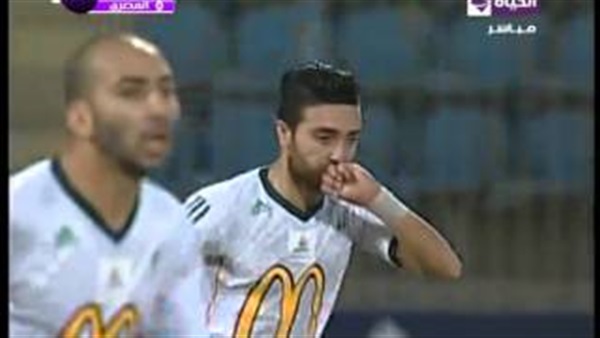 بالفيديو.. المصري يتعادل مع الجيش بثنائية في الشوط الأول بالفيديو.. المصري يتعادل مع الجيش بثنائية في الشوط الأول
