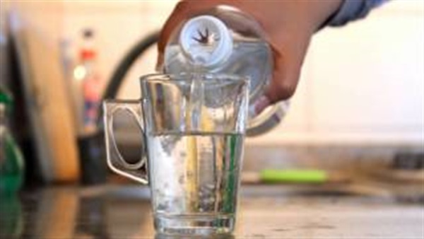 بالفيديو.. كيف تتخلصين من مشكلة تشقق الكعبين بالفيديو.. كيف تتخلصين من مشكلة تشقق الكعبين
