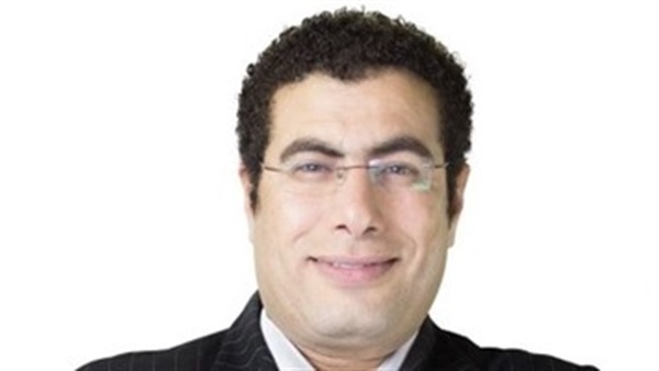 «لاشين»: التعريفة الجمركية توقف نزيف البلاد من النقد الأجنبي «لاشين»: التعريفة الجمركية توقف نزيف البلاد من النقد الأجنبي