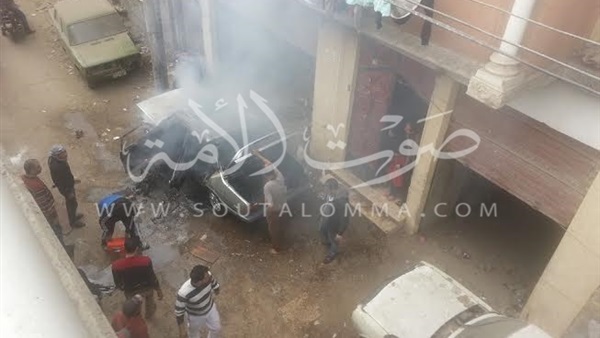 بالصور.. اشتعال النيران فى سيارة ملاكى بطنطا بالصور.. اشتعال النيران فى سيارة ملاكى بطنطا