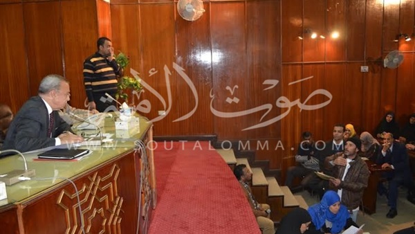 بالصور.. «الهجان» يعقد اللقاء الإسبوعى لبحث طلبات المواطنين بقنا بالصور.. «الهجان» يعقد اللقاء الإسبوعى لبحث طلبات المواطنين بقنا