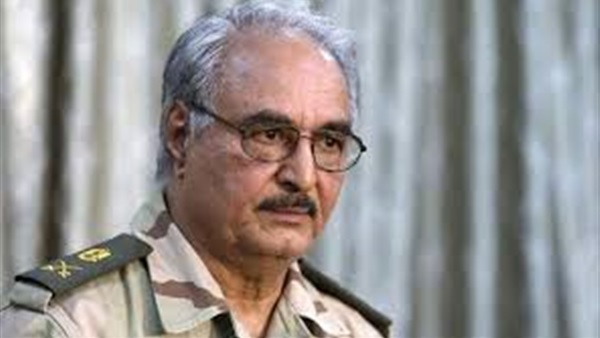 القائد العام للجيش الليبي يتفقد محاور القتال للاطلاع على آخر الأوضاع القائد العام للجيش الليبي يتفقد محاور القتال للاطلاع على آخر الأوضاع
