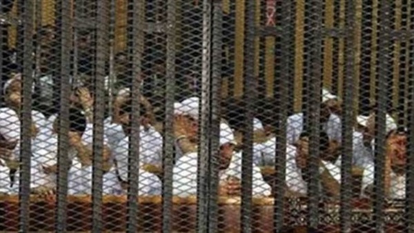 الجنايات تستمع لمرافعات دفاع المتهمين بقضية «اقتحام السجون» الجنايات تستمع لمرافعات دفاع المتهمين بقضية «اقتحام السجون»