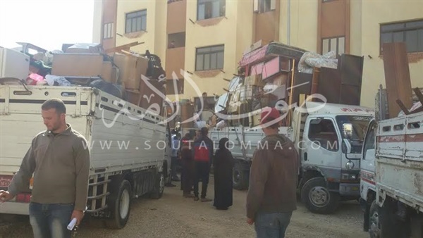 بالصور..تسليم الوحدات السكنية لحالات إزالة بناصر والأمين ببورسعيد 
