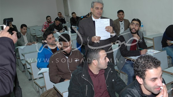 بالصور.. رئيس جامعة القاهرة يتفقد سير امتحانات التعليم المفتوح بالصور.. رئيس جامعة القاهرة يتفقد سير امتحانات التعليم المفتوح