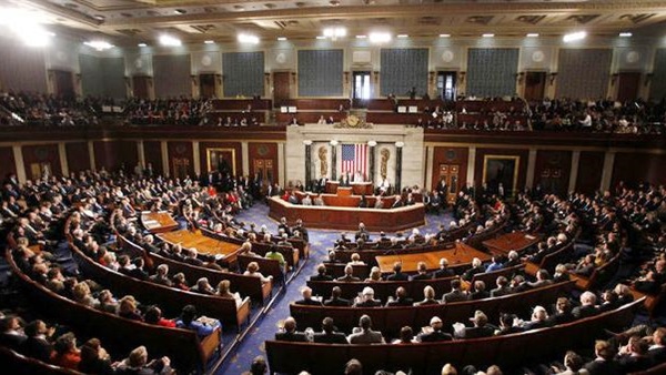 «أمريكا»: الكونغرس يُقر تشريعًا يلغي رفع العقوبات عن إيران