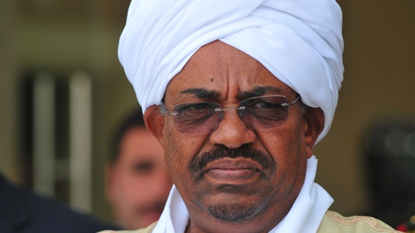 الرئيس السوداني يؤكد عزم الحكومة مواصلة نزع السلاح من دارفور