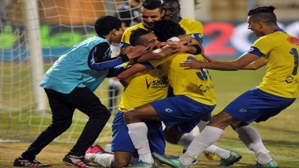 «محافظ الإسماعيلية» يهنئ الدراويش بعد الفوز علي الزمالك «محافظ الإسماعيلية» يهنئ الدراويش بعد الفوز علي الزمالك