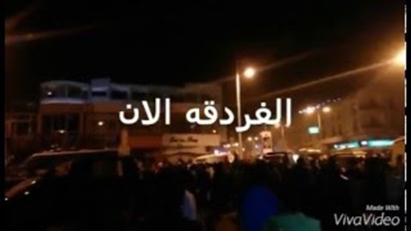 بالفيديو..مصريين إعتدوا على أجانب..العثور على جثة شاب إيطالى بـ«أكتوبر»..مجهولون إقتحما فندق سياحى بـ«الغردقة»..وصاحب الخيل يختلف مع بريطانى بسبب«الأجرة»..وآخر يعتدى على أجنبى بالدقى بالفيديو..مصريين إعتدوا على أجانب..العثور على جثة شاب إيطالى بـ«أكتوبر»..مجهولون إقتحما فندق سياحى بـ«الغردقة»..وصاحب الخيل يختلف مع بريطانى بسبب«الأجرة»..وآخر يعتدى على أجنبى بالدقى