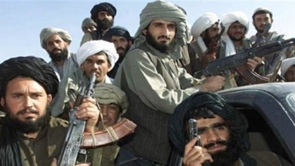 25 مسلحًا من طالبان يسلمون أنفسهم للسلطات الأفغانستية 25 مسلحًا من طالبان يسلمون أنفسهم للسلطات الأفغانستية
