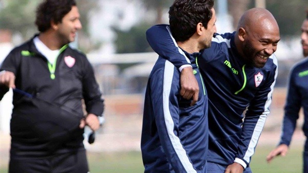 اليوم.. «رئيس الزمالك» يجتمع بالجهاز الفني و اللاعبين لتحفيزهم قبل القمة اليوم.. «رئيس الزمالك» يجتمع بالجهاز الفني و اللاعبين لتحفيزهم قبل القمة