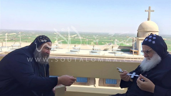 بالصور.. أسقف الشباب يزور محافظات الصعيد بالصور.. أسقف الشباب يزور محافظات الصعيد