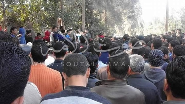 بالصور. المئات يشيعون جثمان الطفلة خلود بالدقهلية بالصور. المئات يشيعون جثمان الطفلة خلود بالدقهلية