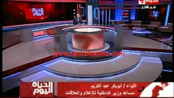 بالفيديو.. تامر أمين يحرج «مساعد وزير الداخلية» على الهواء