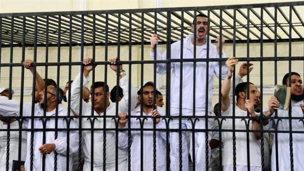 المشدد 10 سنوات للمتهمين في «خلية السويس الإرهابية» المشدد 10 سنوات للمتهمين في «خلية السويس الإرهابية»