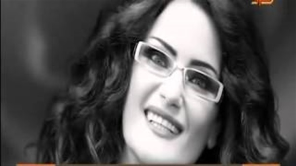 بالفيديو.. «عبد الله» يلقى قصيدة جنسية عن «سما المصرى» 