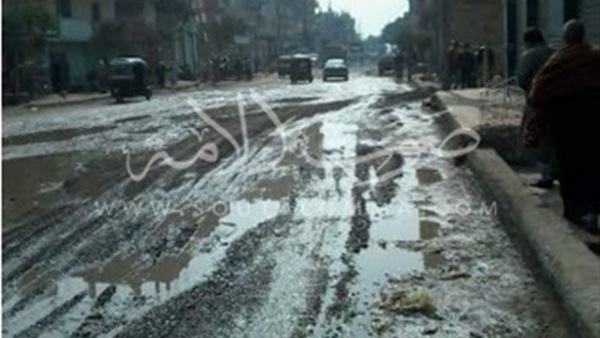 بالصور.. المجاري تحتضن مقابر الدقهلية بالصور.. المجاري تحتضن مقابر الدقهلية