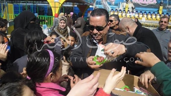 بالصور.. رئيس حى العرب يستضيف أيتام بورفؤاد فى يوم ترفيهى بالصور.. رئيس حى العرب يستضيف أيتام بورفؤاد فى يوم ترفيهى