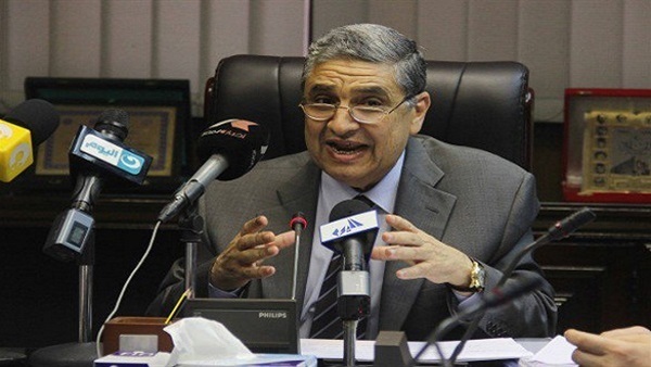 «السيسي» يطالب وزير الكهرباء بسرعة الاستجابه لشكاوي المواطنين