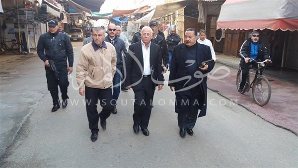 بالصور.. جولة تفقدية لمحافظ بورسعيد ورئيس حى العرب 