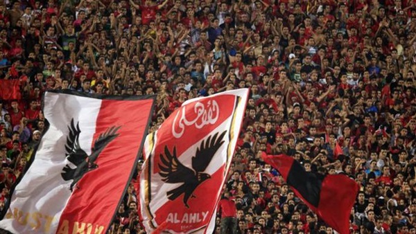 الأهلي يطالب بضرورة الإلتزام بعدد حضور الجماهير  