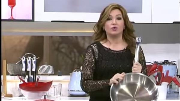 بالفيديو.. تعلمى الطريقة الصحيحة لاستخدام الأوانى بالفيديو.. تعلمى الطريقة الصحيحة لاستخدام الأوانى