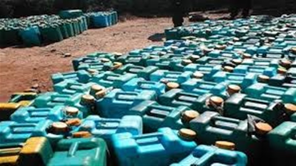 ضبط 3 طن بنزين وألف إسطوانة بوتاجاز مهربة بأسيوط ضبط 3 طن بنزين وألف إسطوانة بوتاجاز مهربة بأسيوط