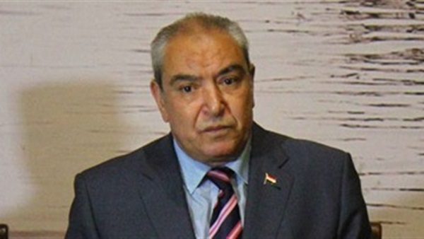 محافظ المنيا: العقاب للمقصرين ومن لا يتحمل المسؤولية يرحل محافظ المنيا: العقاب للمقصرين ومن لا يتحمل المسؤولية يرحل