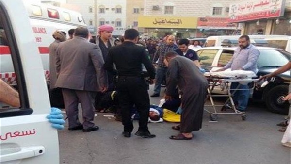 دماء المصريين بالخارج فى «مزاد علنى».. مسسلسل متكرر من عمليات القتل.. و«الخارجية» تجاهد لاسترجاع كرامتهم.. 4 سعوديين يدهسون مواطنًا أسفل عجلات سيارتهم..ومقتل مصريين في مشاجرة مع كويتيين والسبب «لعبة» دماء المصريين بالخارج فى «مزاد علنى».. مسسلسل متكرر من عمليات القتل.. و«الخارجية» تجاهد لاسترجاع كرامتهم.. 4 سعوديين يدهسون مواطنًا أسفل عجلات سيارتهم..ومقتل مصريين في مشاجرة مع كويتيين والسبب «لعبة»