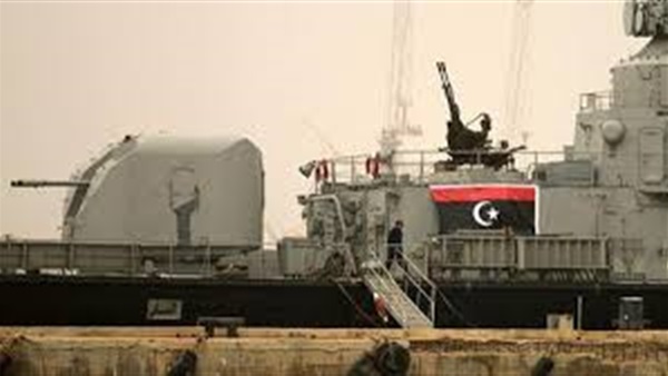 البحرية الليبية تضبط سفينتين اخترقتا المياه الإقليمية