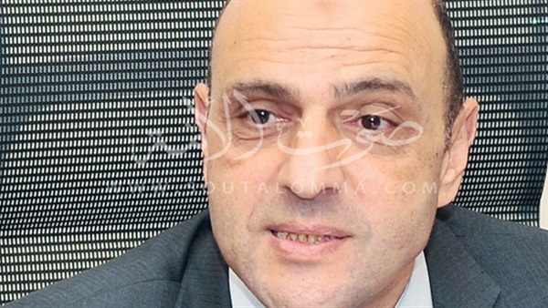 موظف بنك يستولى على 50 ألف دولار من مواطنين بالإسكندرية موظف بنك يستولى على 50 ألف دولار من مواطنين بالإسكندرية