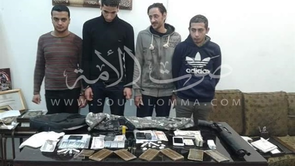بالصور.. سقوط تشكيل عصابي تخصص فى الإتجار بالمواد المخدرة بالدقهلية بالصور.. سقوط تشكيل عصابي تخصص فى الإتجار بالمواد المخدرة بالدقهلية