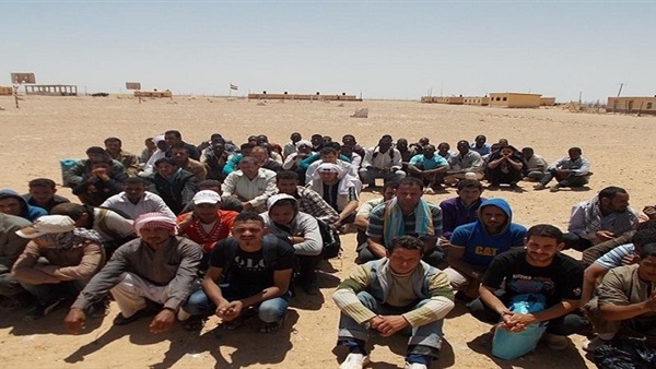أمن مطروح يحبط محاولة تسلل 42 شخصًا إلى ليبيا 