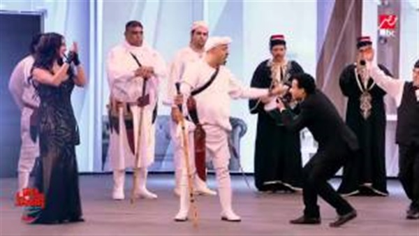 بالفيديو.. «بوحة» يقتحم «mbc مصر» تحت تهديد السلاح