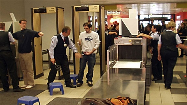 وفد ألماني يزور مصر لتفقد الاجراءات الأمنيه داخل المطارات