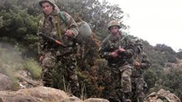 الجيش الجزائرى يواصل عمليات مكافحة الإرهاب