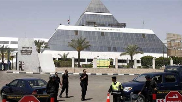 وزير الصحة يتفقد مستشفى شرم الشيخ وزير الصحة يتفقد مستشفى شرم الشيخ