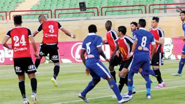 سلبيات مواجهة الطلائع فى محاضرة زيزو للاعبي الأهلي سلبيات مواجهة الطلائع فى محاضرة زيزو للاعبي الأهلي