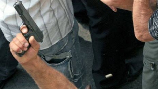 فلاح يطلق النار ابتهاجاً بعرس ابنته فيصيب حفيده بالفيوم فلاح يطلق النار ابتهاجاً بعرس ابنته فيصيب حفيده بالفيوم
