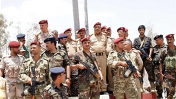الجيش اليمني يستعيد السيطرة على معسكر استراتيجي بالجوف الجيش اليمني يستعيد السيطرة على معسكر استراتيجي بالجوف