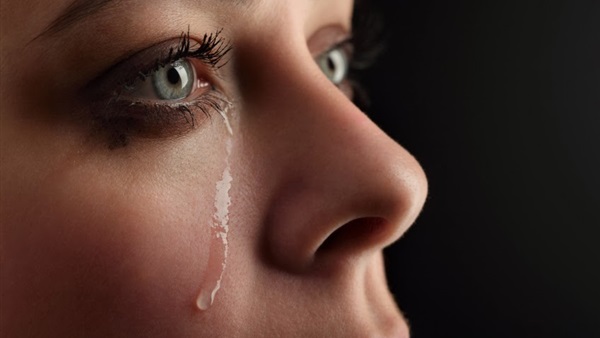 بالفيديو.. انهيار زوجة على الهواء: «مش عايزة أمشى غلط» بالفيديو.. انهيار زوجة على الهواء: «مش عايزة أمشى غلط»