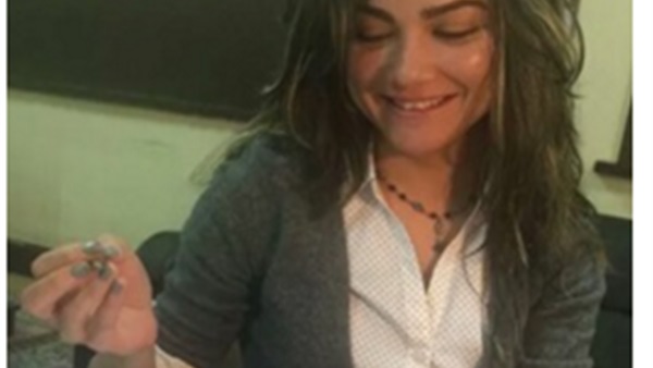 بالصورة.. لحظة انضمام فرح يوسف لـ«سقوط حر»