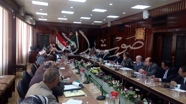 بالصور.. محافظ الدقهلية يعقد اجتماع عاجل بالمجلس التنفيذي بالصور.. محافظ الدقهلية يعقد اجتماع عاجل بالمجلس التنفيذي